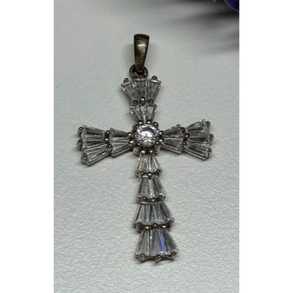 925 STERLING SILVER CZ CROSS - Picture 1 of 6